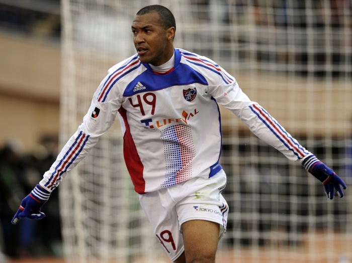 Lucas FC Tokyo 700x525 AFP 1/01/2012